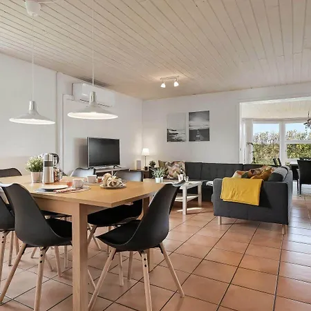 C11731-hemmet-jollen-1-st *