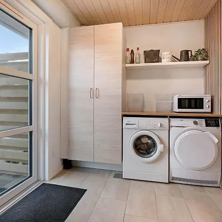 C11731-hemmet-jollen-1-st * Falen