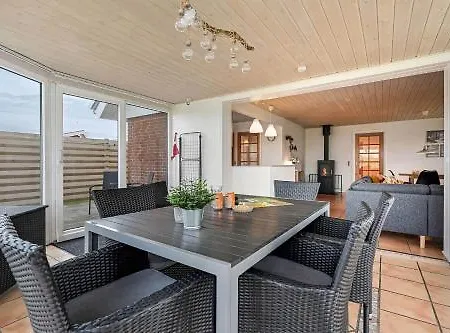C11731-hemmet-jollen-1-st Holiday home *